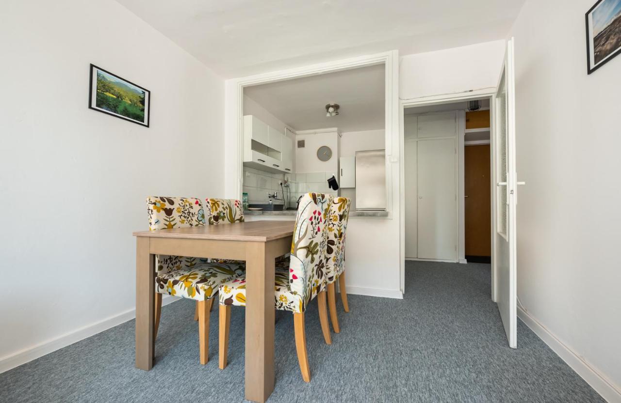 Rondo Onz View Apartament *